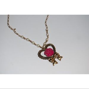 Betsey Johnson rose pearl necklace
